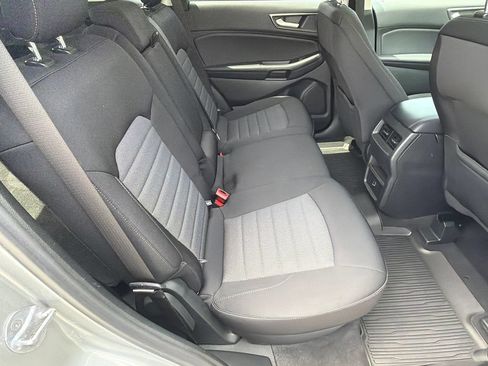 Used 2022 Ford Edge SE w/ Black Appearance Package AWD/4WD image 15