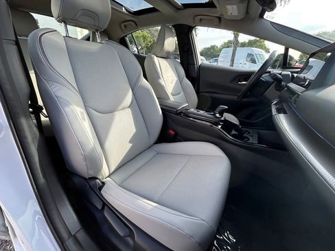 Used 2024 Toyota Prius Limited w/ Limited Premium Package FWD image 26