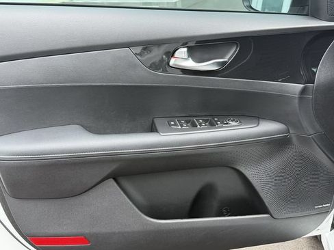 Used 2023 Kia Forte GT-Line w/ GT-Line Premium Package FWD image 11