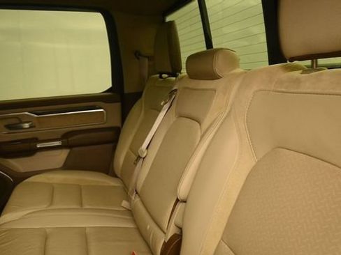 Used 2020 RAM 1500 Laramie AWD/4WD image 12