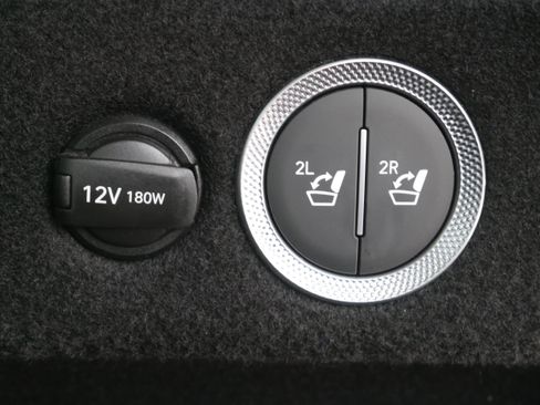 Certified 2025 Genesis GV80 3.5T Prestige image 48