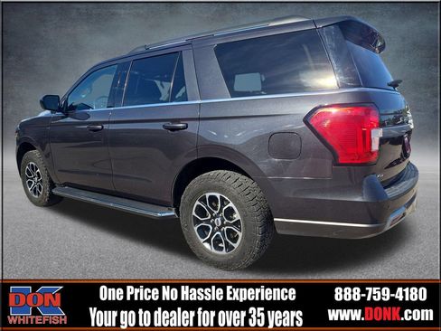 Used 2022 Ford Expedition XLT AWD/4WD image 6