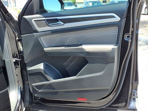 Certified 2023 Volkswagen Atlas SE FWD image 15