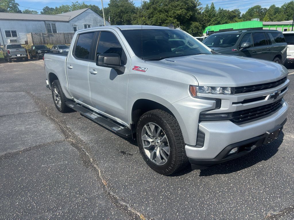 Used 2022 Chevrolet Silverado 1500 RST AWD/4WD image 4