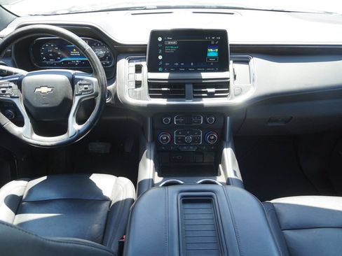 Used 2022 Chevrolet Tahoe LT w/ Luxury Package AWD/4WD image 9