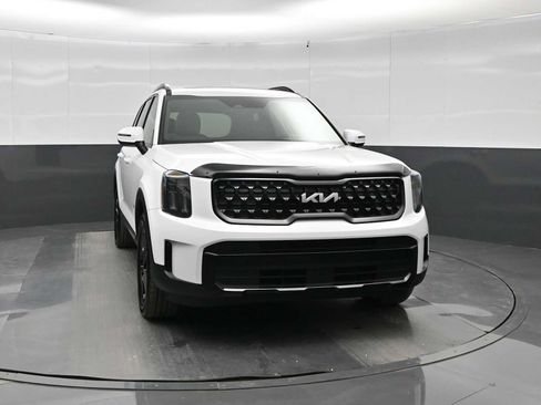 Used 2024 Kia Telluride EX X-Line AWD/4WD image 2