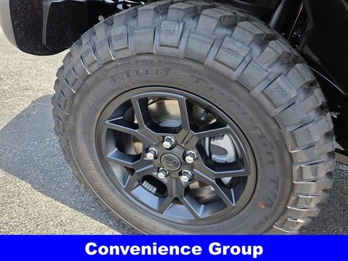 New 2025 Jeep Gladiator Sport image 9