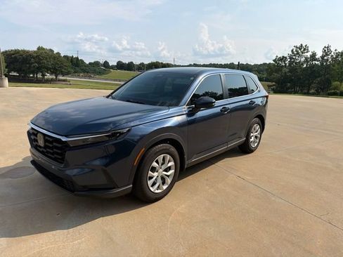 Used 2024 Honda CR-V LX image 3