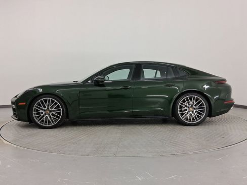 New 2026 Porsche Panamera image 2