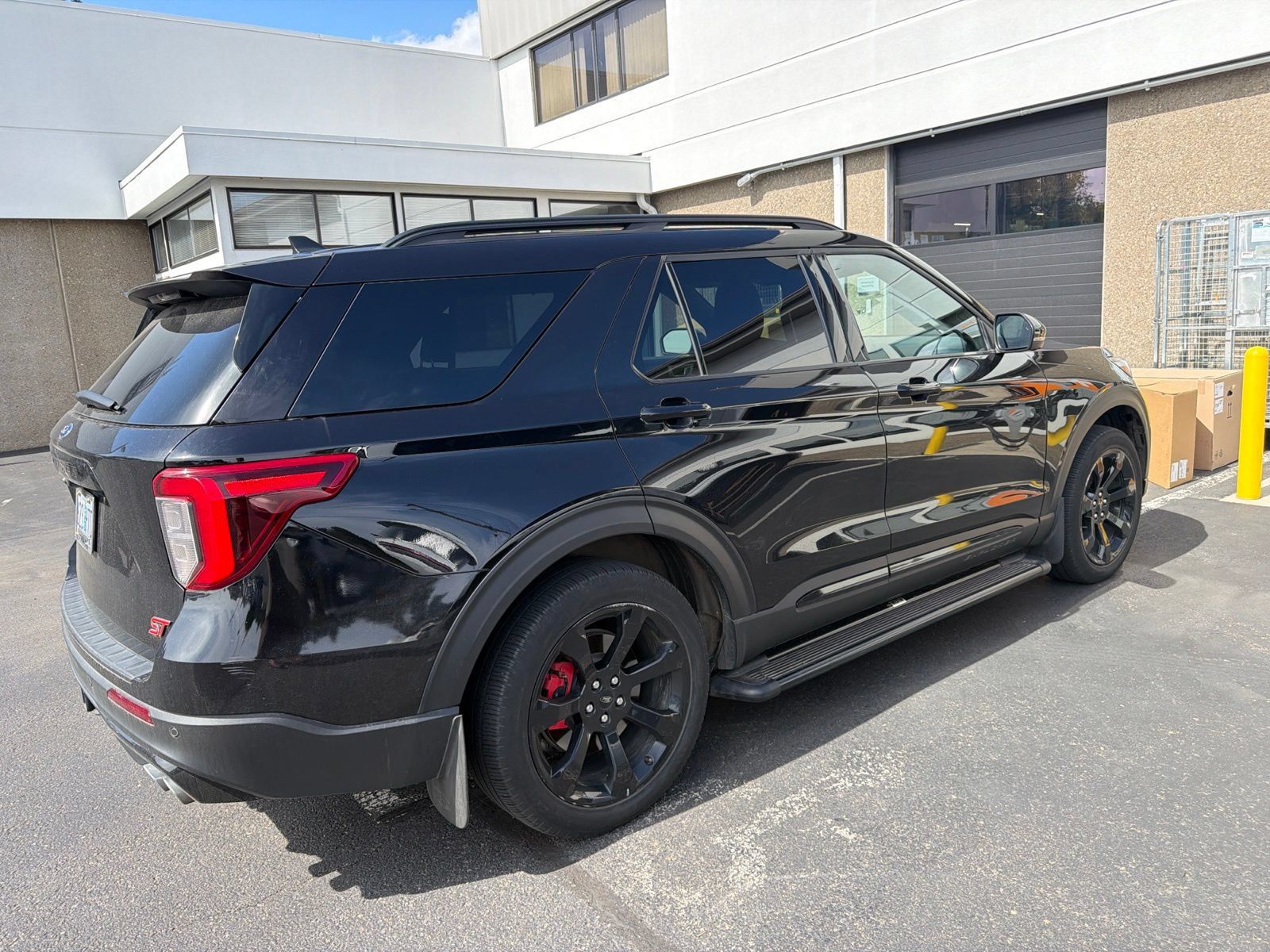 Used 2023 Ford Explorer ST w/ Equipment Group 401A AWD/4WD image 5