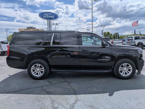 Used 2019 Chevrolet Suburban LT AWD/4WD image 2