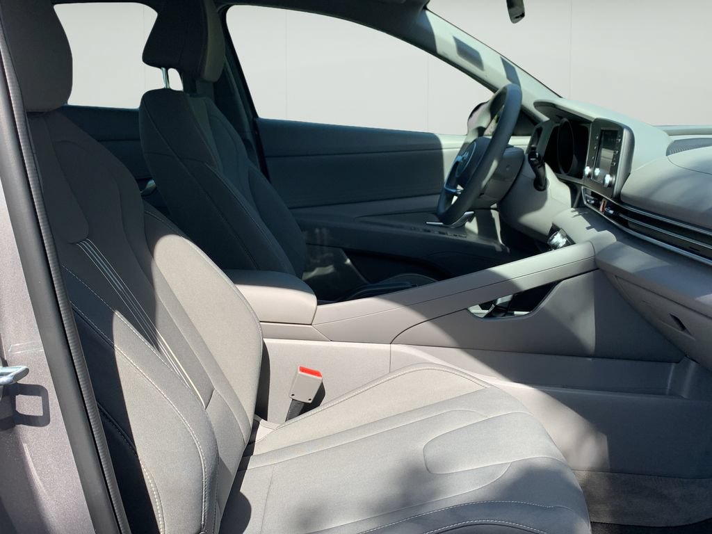 Certified 2023 Hyundai Elantra SEL FWD image 39