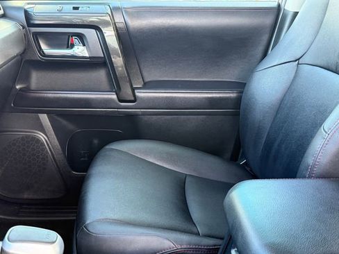 Used 2022 Toyota 4Runner TRD Off-Road Premium image 12