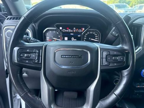 Used 2019 GMC Sierra 1500 Denali w/ Driver Alert Package II AWD/4WD image 15