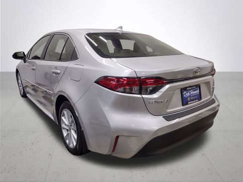 Used 2026 Toyota Corolla XLE image 11