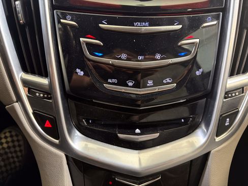Used 2014 Cadillac SRX Luxury w/ Driver Awareness Package FWD image 18