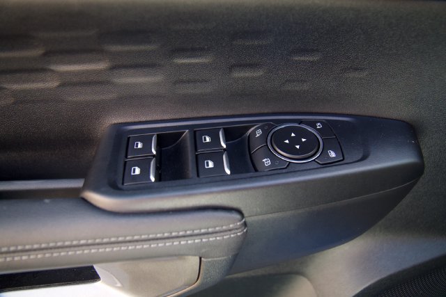 Used 2025 Ford Ranger XLT AWD/4WD image 17