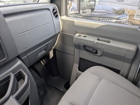 New 2026 Ford E-350 and Econoline 350 Super Duty w/ Power Equipment Group image 16