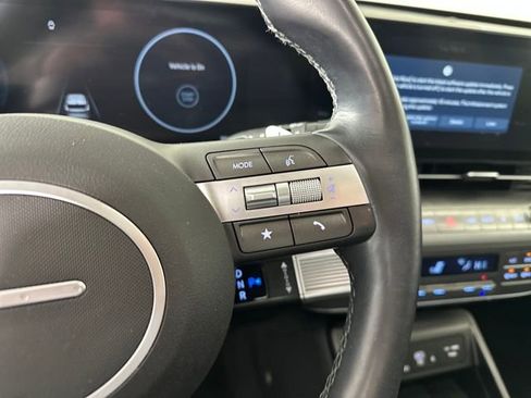 Used 2024 Hyundai Kona Limited image 16