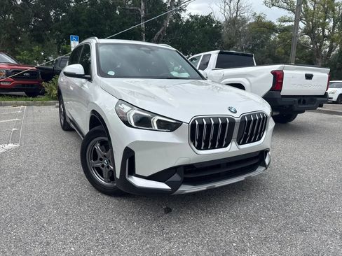 Used 2025 BMW X1 xDrive28i AWD/4WD image 5