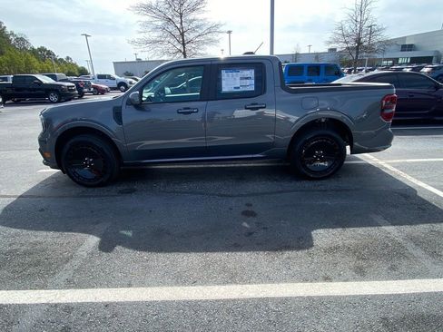 New 2026 Ford Maverick Lobo AWD/4WD image 4