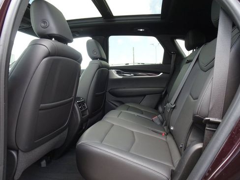 Used 2020 Cadillac XT5 Premium Luxury FWD image 15