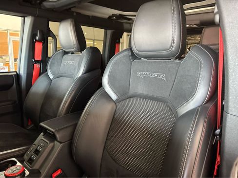 Used 2025 Ford Bronco Raptor w/ Interior Carbon Fiber Pack AWD/4WD image 25