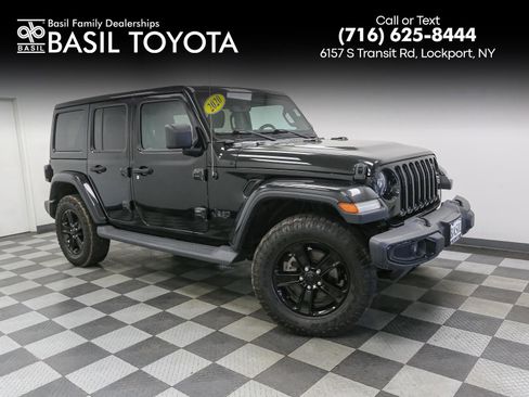 Used 2020 Jeep Wrangler Unlimited Sahara AWD/4WD image 1