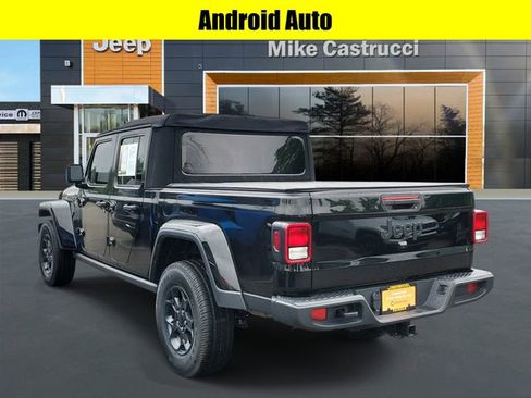 Used 2023 Jeep Gladiator Sport AWD/4WD image 6