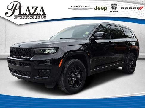 Used 2025 Jeep Grand Cherokee L Altitude AWD/4WD image 1