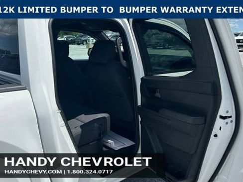 Used 2025 Toyota Tacoma SR5 AWD/4WD image 39