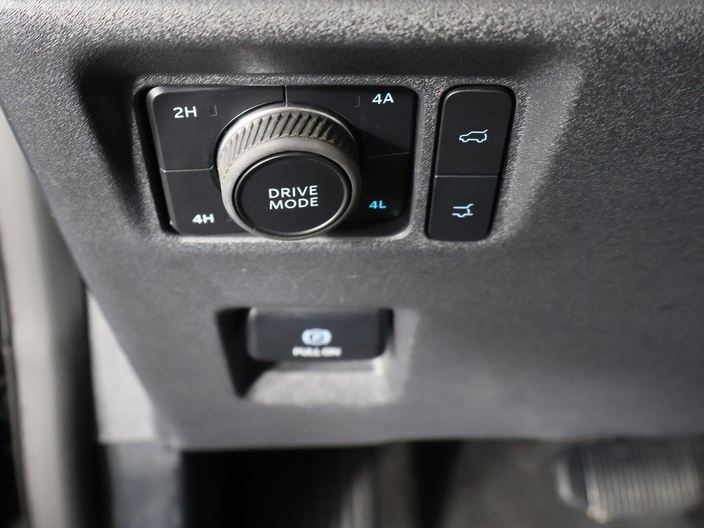Used 2025 Ford Expedition Max Active AWD/4WD image 41