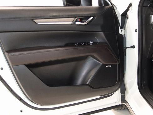 Used 2023 MAZDA CX-5 Signature image 34