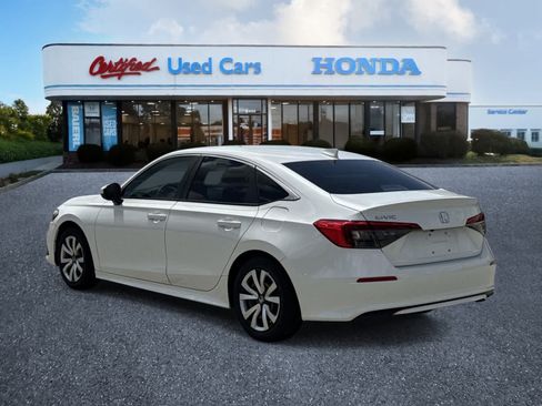 Used 2023 Honda Civic LX image 3