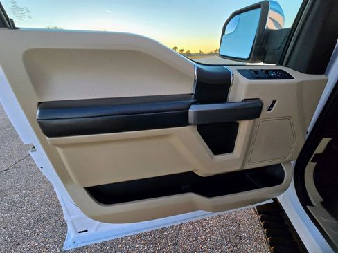 Used 2016 Ford F150 XLT w/ Equipment Group 301A Mid image 14