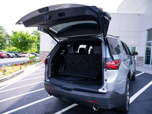 Used 2023 Chevrolet Traverse LT w/ LT Premium Package FWD image 49