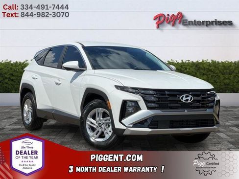 Used 2026 Hyundai Tucson SE FWD image 1