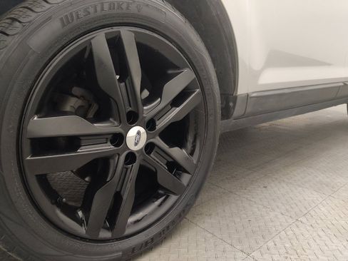 Used 2013 Ford Edge Limited image 31