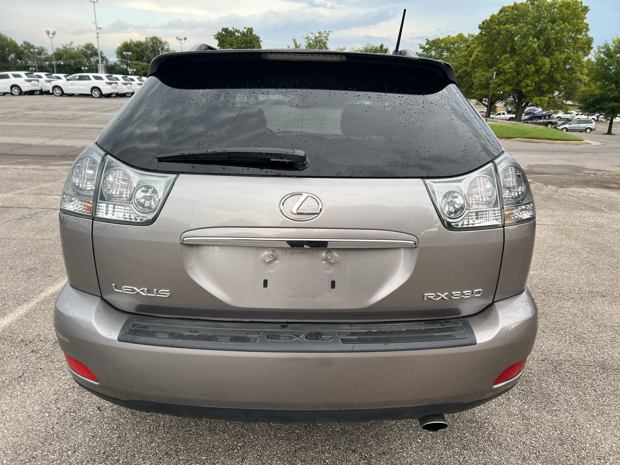 Used 2005 Lexus RX 330 FWD image 4