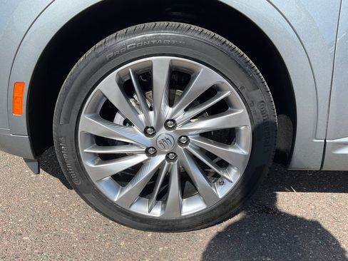 Used 2025 Buick Envision Avenir AWD/4WD image 35