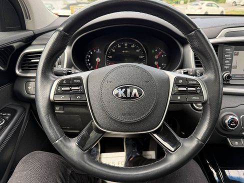 Used 2019 Kia Sorento SX w/ SX Touring Package AWD/4WD image 32
