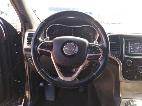 Used 2014 Jeep Grand Cherokee Laredo image 18