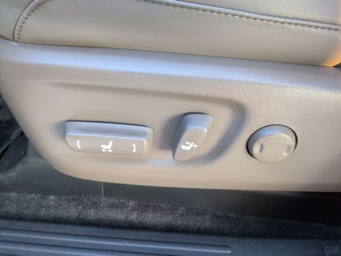 Used 2021 Lexus GX 460 Premium image 14