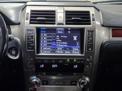 Used 2016 Lexus GX 460 w/ Premium Package AWD/4WD image 27