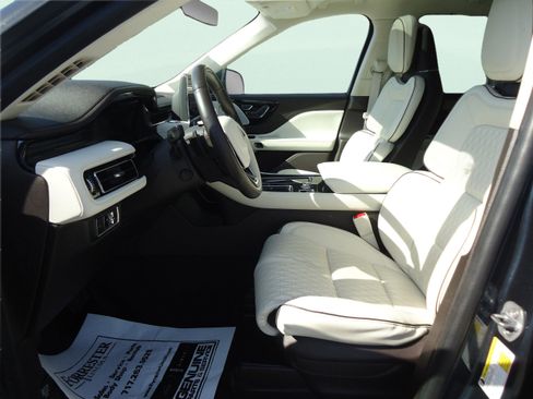 Used 2023 Lincoln Aviator Black Label w/ Dynamic Handling Package AWD/4WD image 25