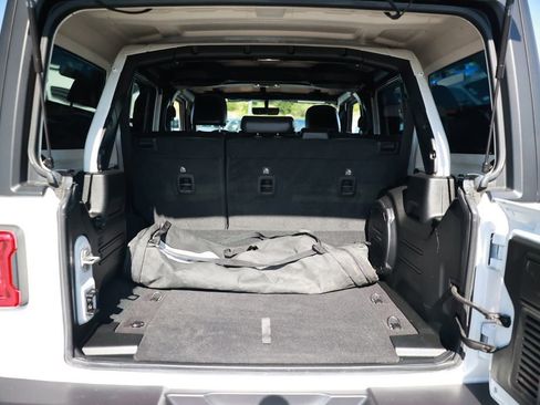 Used 2023 Jeep Wrangler Unlimited Sahara AWD/4WD image 40