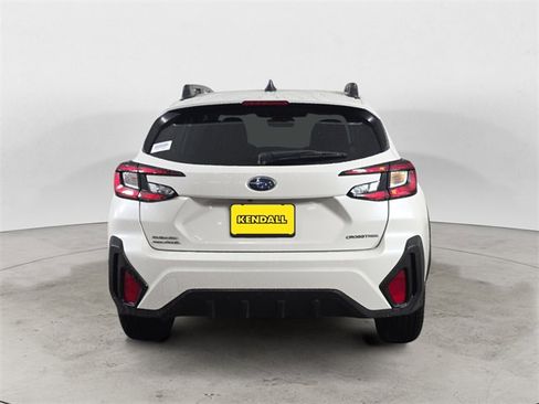 Certified 2025 Subaru Crosstrek 2.0i Premium w/ Crosstrek Mirror Package image 4