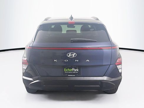 Used 2025 Hyundai Kona SEL FWD image 7