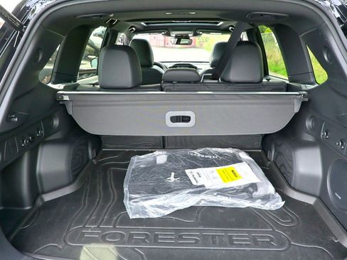 Used 2025 Subaru Forester Sport image 22