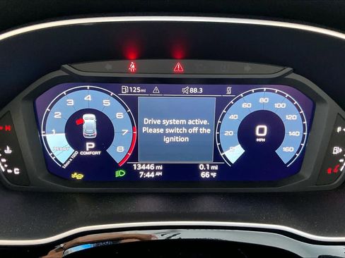 Used 2025 Audi Q3 2.0T Premium Plus image 25